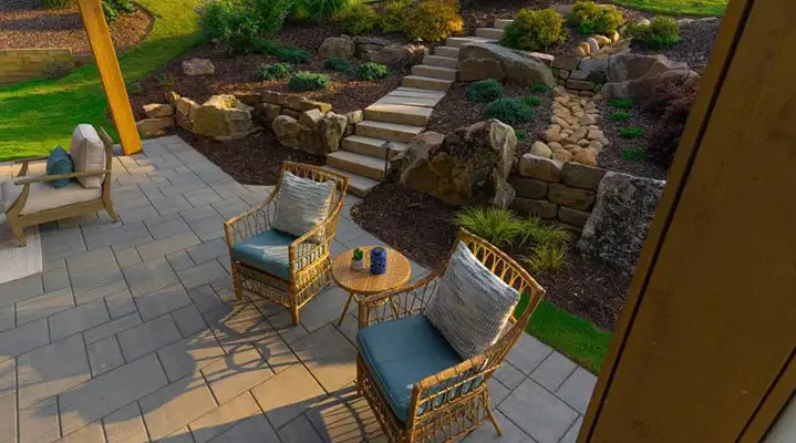 Outdoor makeover: Hardscape-Design-Idea-Blog