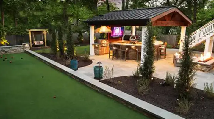 Outdoor makeover: Porch-With-Metal-Roofing